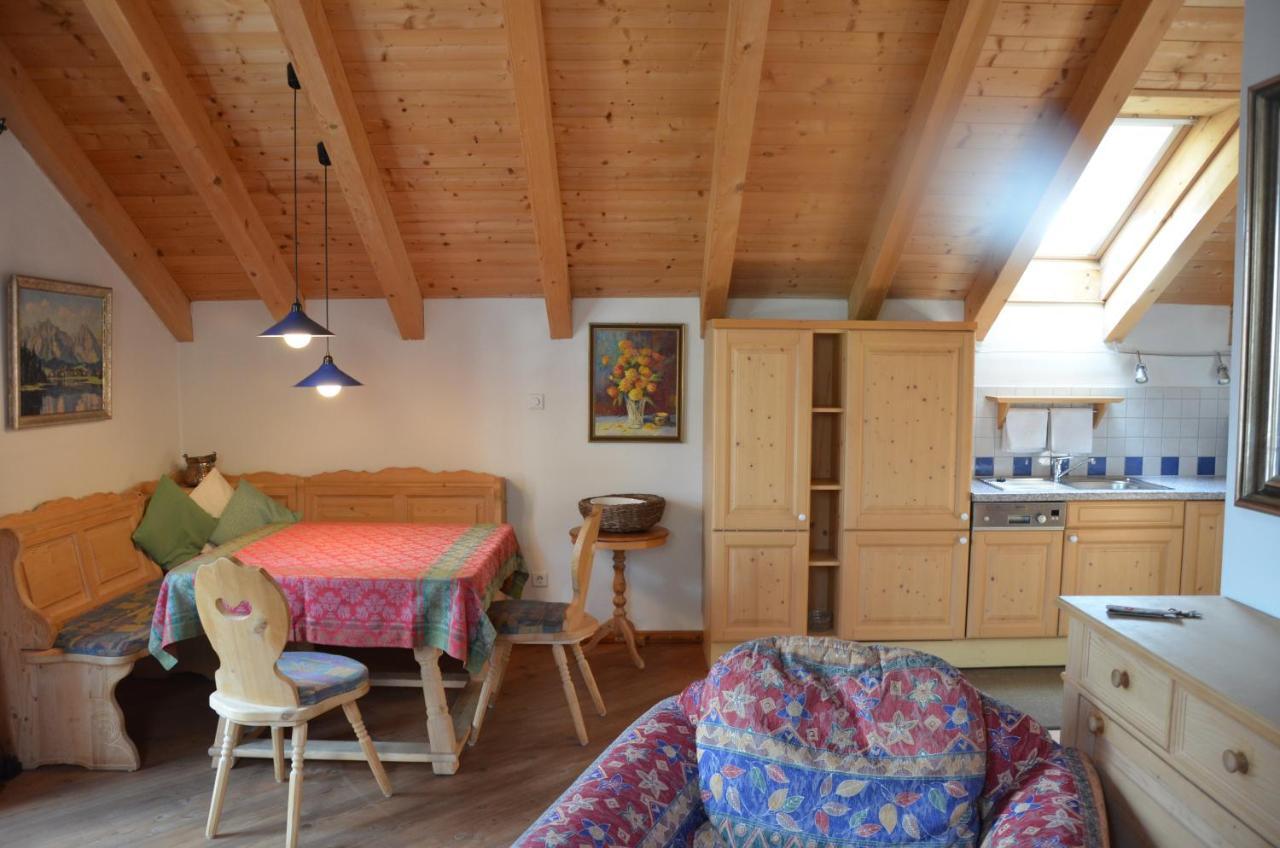 Haus Enzian Apartment Seefeld in Tirol Bagian luar foto