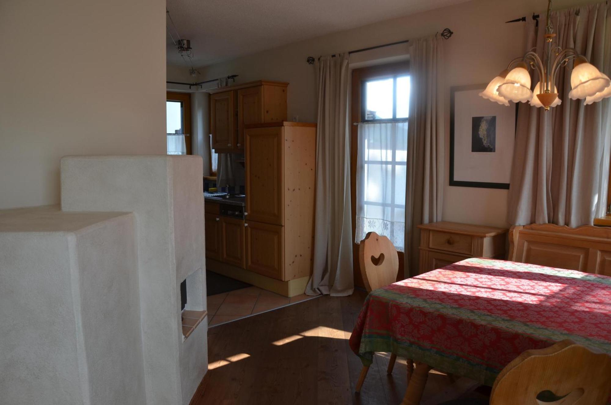 Haus Enzian Apartment Seefeld in Tirol Bagian luar foto