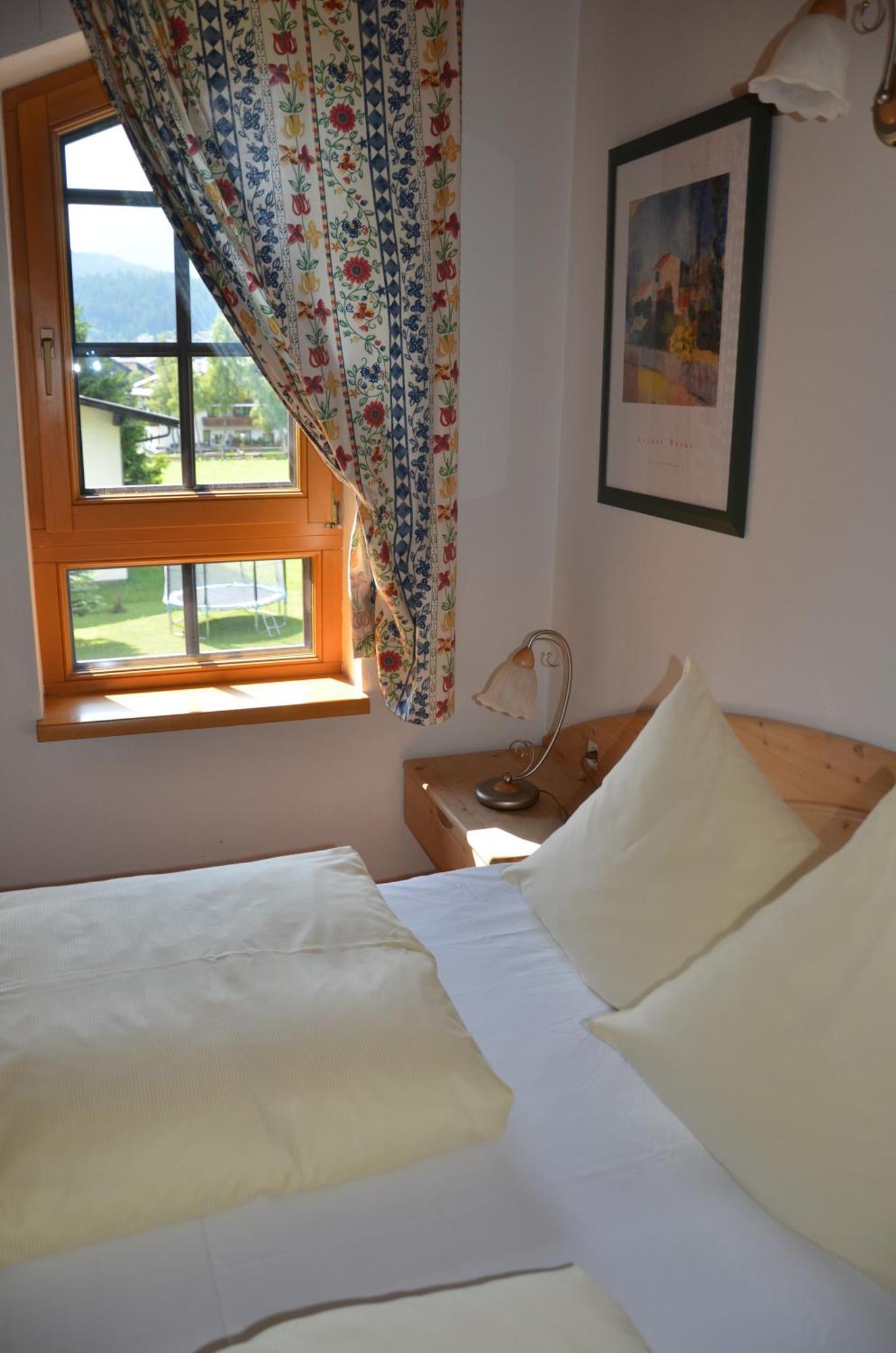 Haus Enzian Apartment Seefeld in Tirol Bagian luar foto